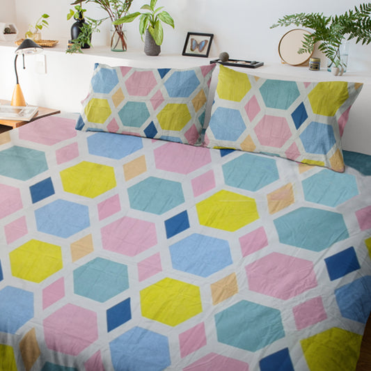 Light Colour Hexagon shape Design Bedsheets Set