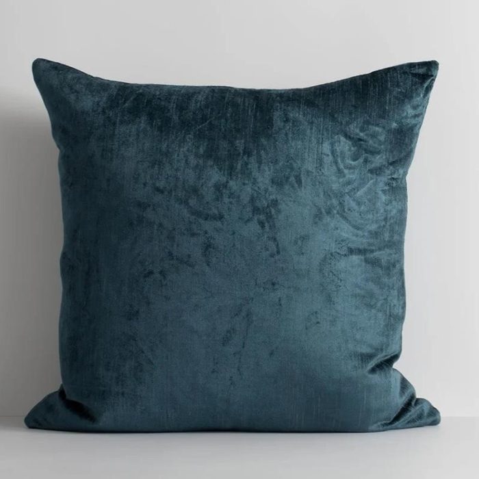 AII-2085 – Viscose Velvet Cushion Cover